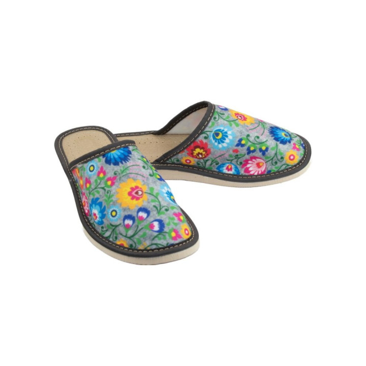 Geschlossene Damenschuhe mit Łowicz-Motiv, Hausschuhe aus Łowicz