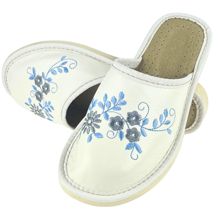 Geschlossene, weiße Damenschuhe mit Blumenmotiven, bequeme Damenschuhe