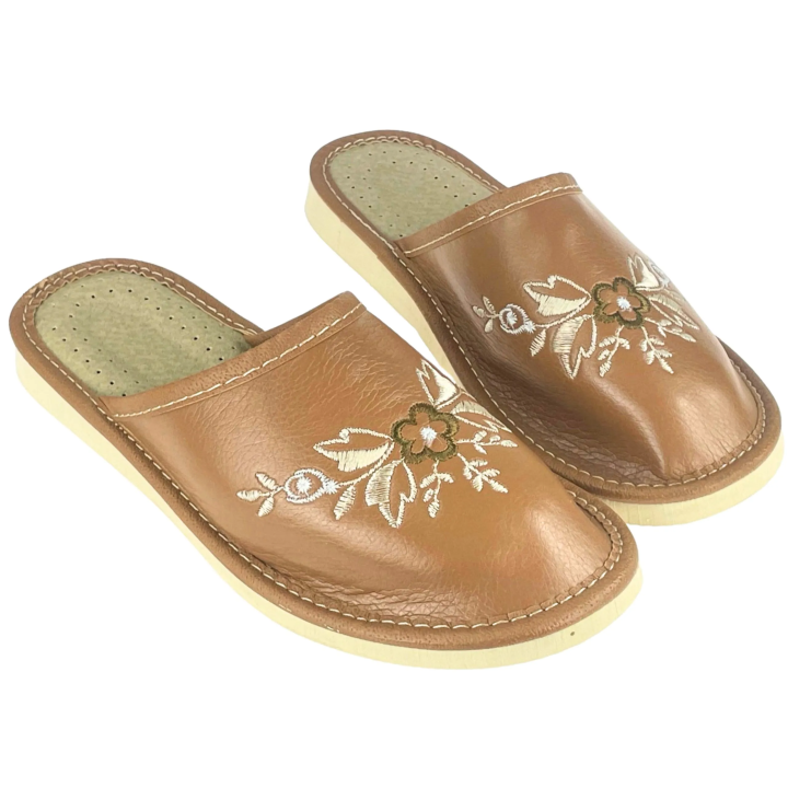 Geschlossene, braune Damenslipper mit Blumenmotiven, bequeme Damenslipper