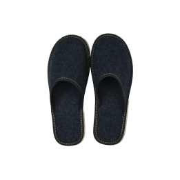 Geschlossene Damenslipper aus Naturfilz, Slipper aus 100 % Wolle