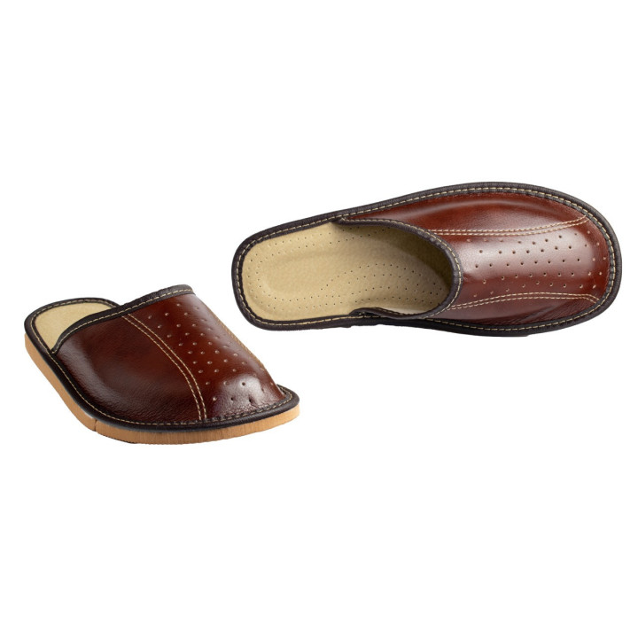 Braune Herrenslipper, braune Herrenhausschuhe
