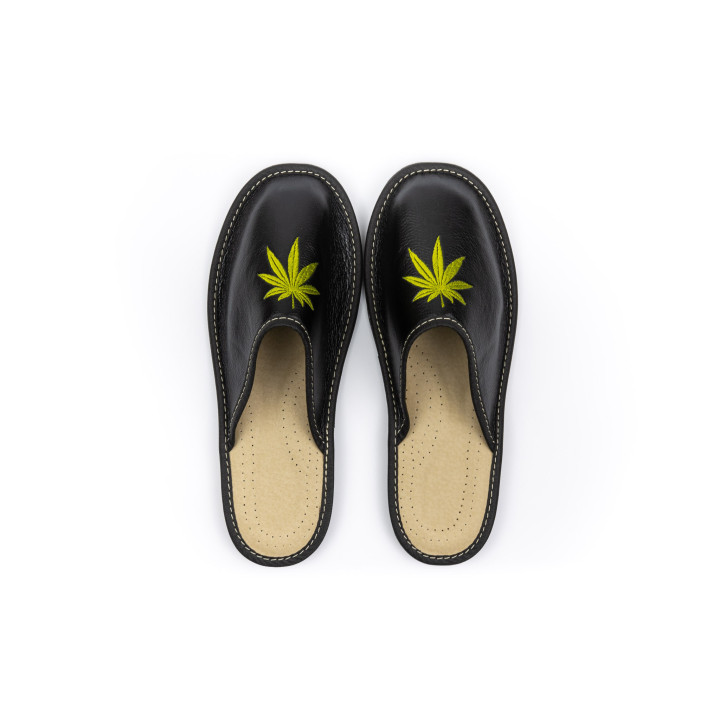 Lustige Herrenslipper, schwarze Hausschuhe „Zioło“