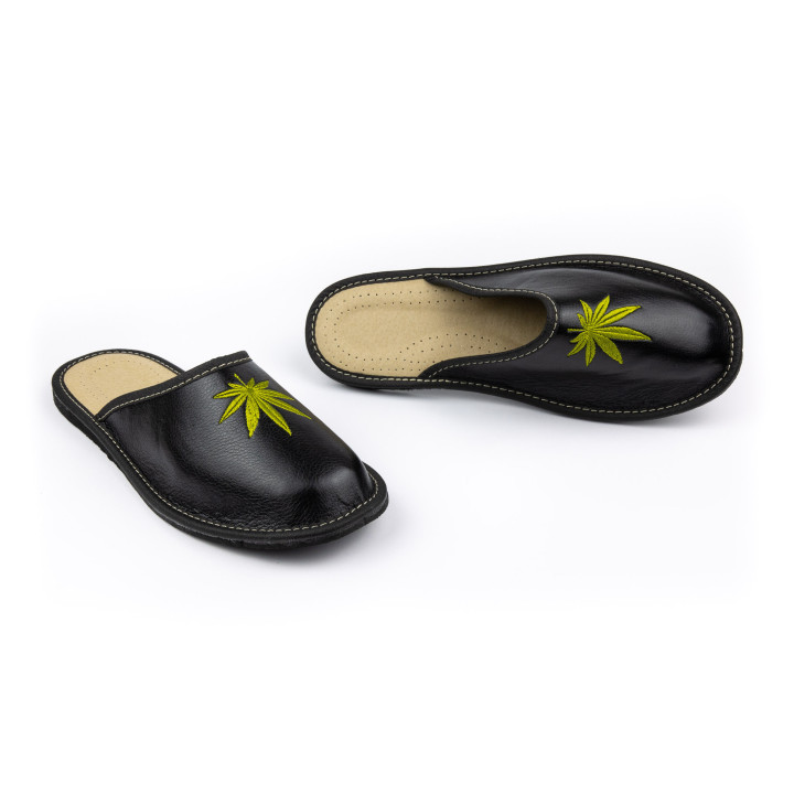 Lustige Herrenslipper, schwarze Hausschuhe „Zioło“