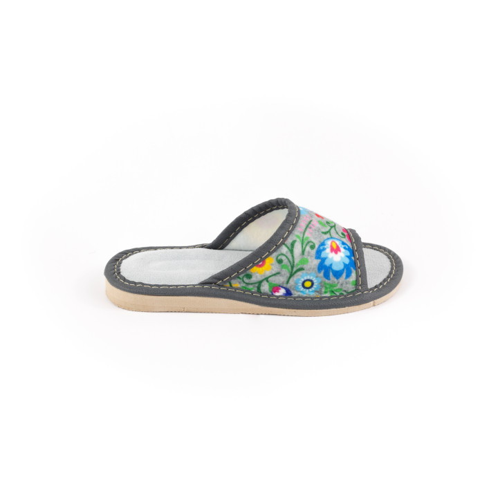 Kinderslipper mit Łowicz-Muster, Hausschuhe aus Leder im Łowicz-Stil